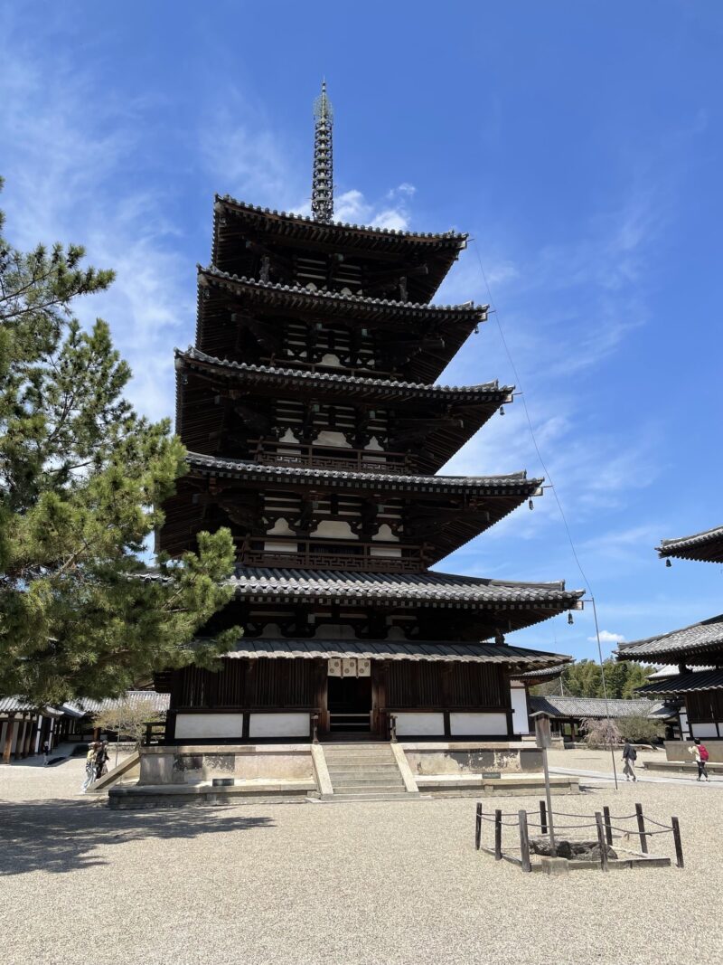 53AC6D94-2F72-421B-AE75-4867455796B2